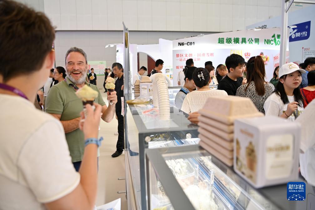 抢庄牛牛棋牌单机版
